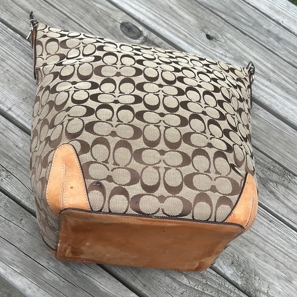 COACH - Picture 7 of 16